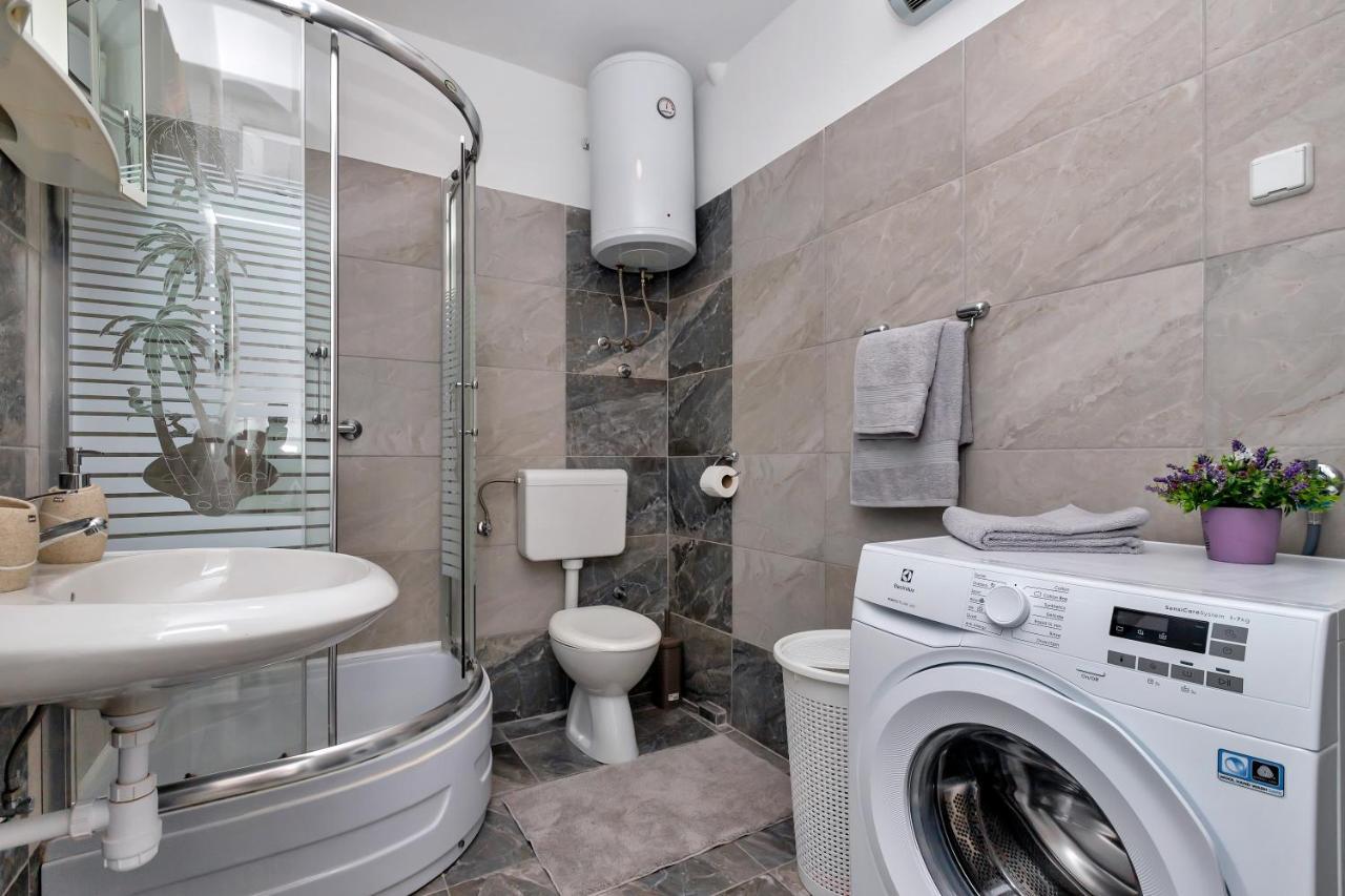 Apartman Koky Makarska Buitenkant foto